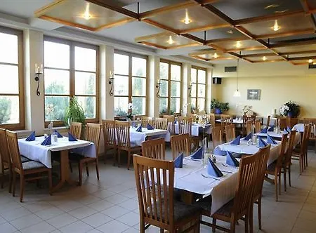 Отель Parkhotel Кам